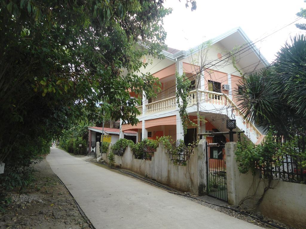 Menchu'S Pension House Panglao City Exterior foto